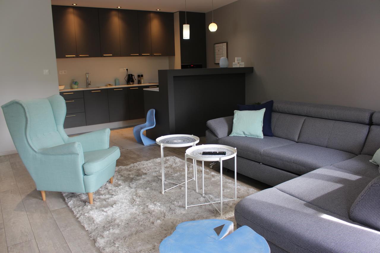 Apartament A11 & Dermique *