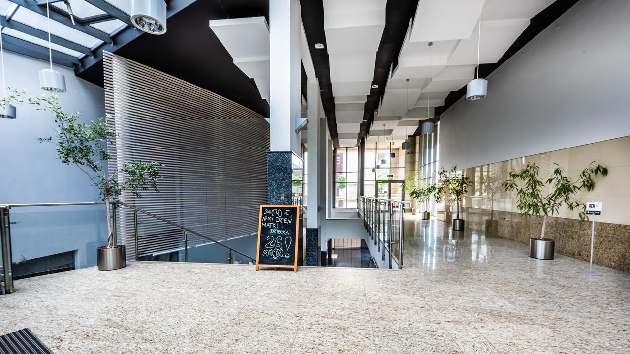 Apartament A11 & Dermique